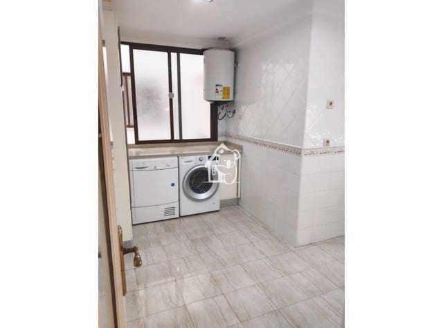 3 Zimmer Apartment zu vermieten in Zona Pueblo, Guardamar del Segura - 950 € (Ref: 10158823)