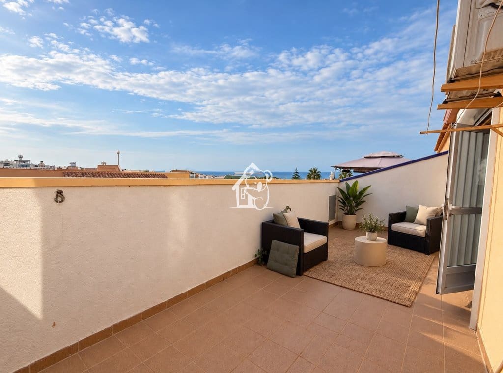 3 camera da letto Casa da affittare in Orihuela Costa con piscina garage - 1.200 € (Rif: 10160790)