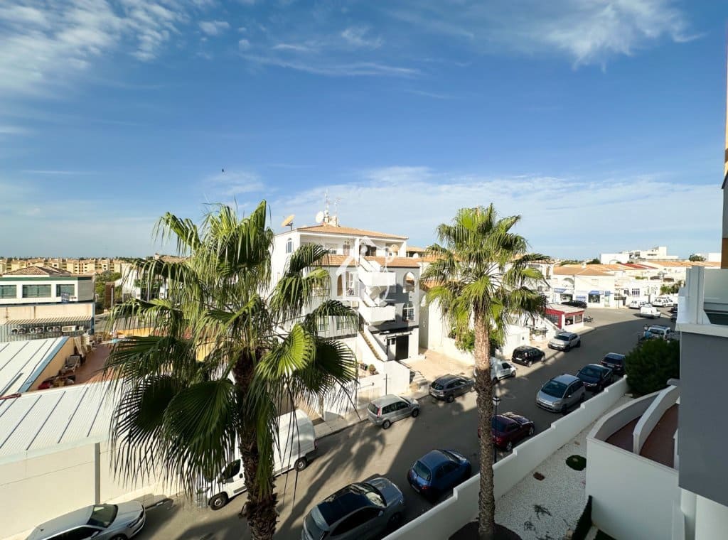 2 quarto Penthouse para arrendar em Orihuela Costa com piscina - 1 400 € (Ref: 10160791)