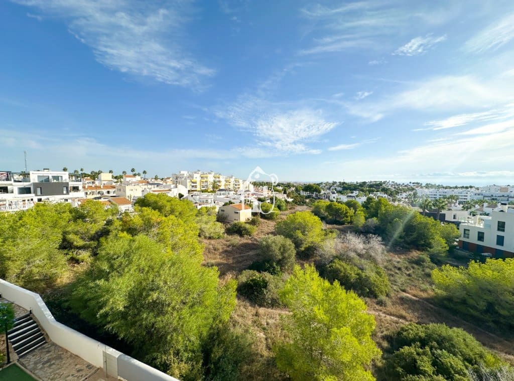 2 quarto Penthouse para arrendar em Orihuela Costa com piscina - 1 400 € (Ref: 10160791)