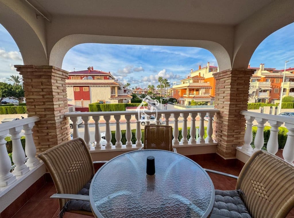2 bedroom Apartment for rent in Orihuela Costa with pool - € 900 (Ref: 10160792)