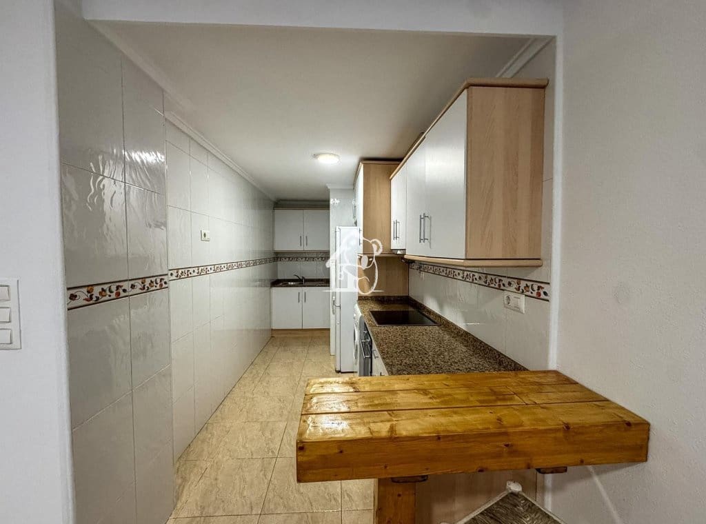 2 bedroom Apartment for rent in San Miguel de Salinas with pool - € 800 (Ref: 10163978)