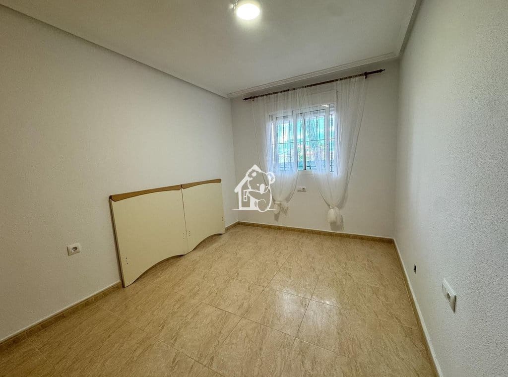 2 bedroom Apartment for rent in San Miguel de Salinas with pool - € 800 (Ref: 10163978)