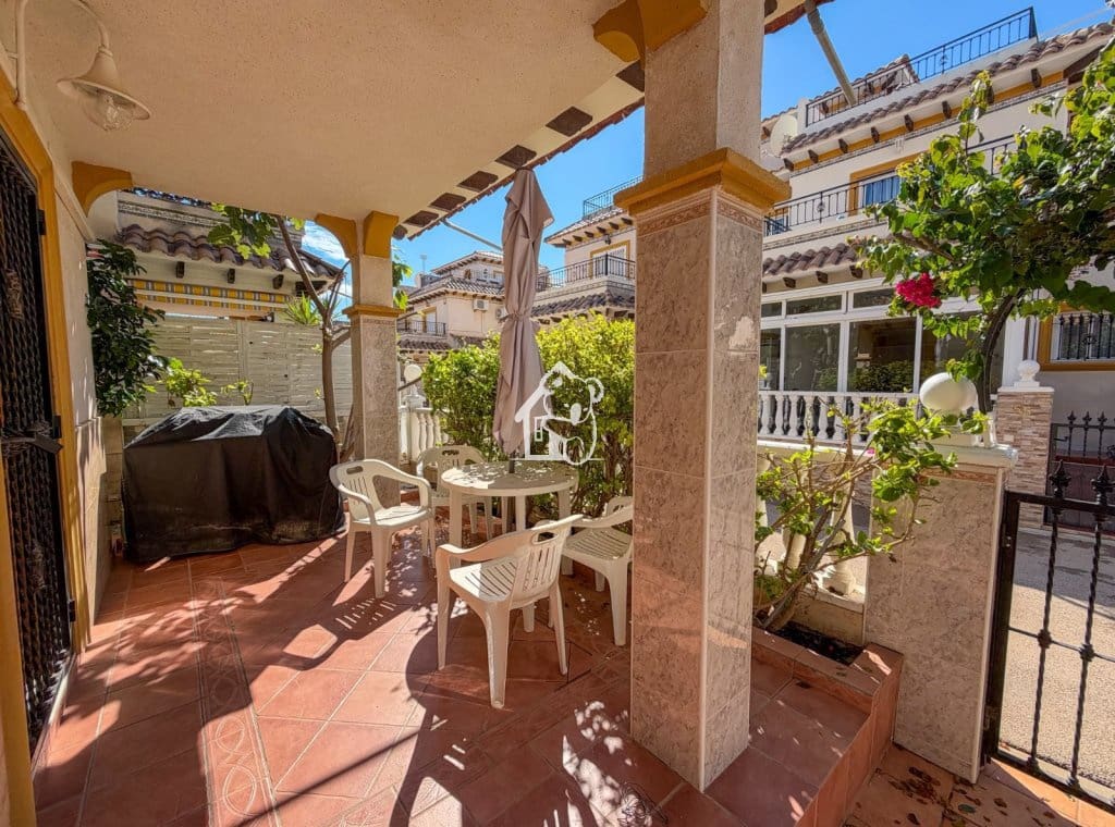 2 Zimmer Haus zu vermieten in Orihuela Costa mit Pool - 1.100 € (Ref: 10165920)
