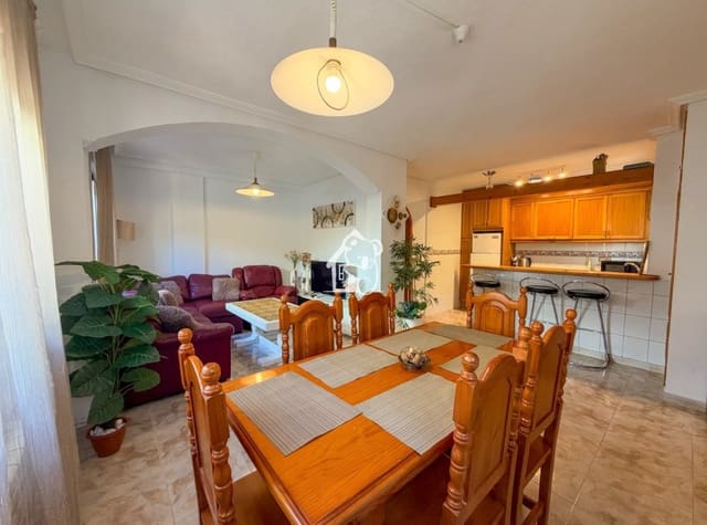 Maison de Ville de 2 chambres à louer à Playa Flamenca, Orihuela avec piscine - 1 100 € (Ref: 10165920)