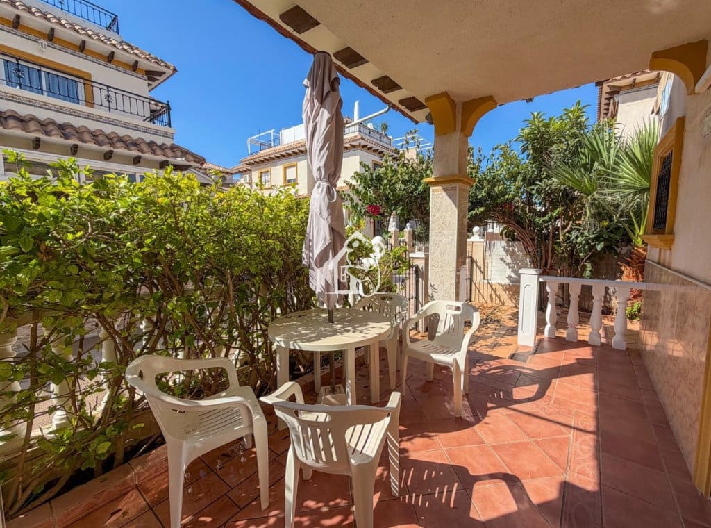 2 Zimmer Haus zu vermieten in Orihuela Costa mit Pool - 1.100 € (Ref: 10165920)
