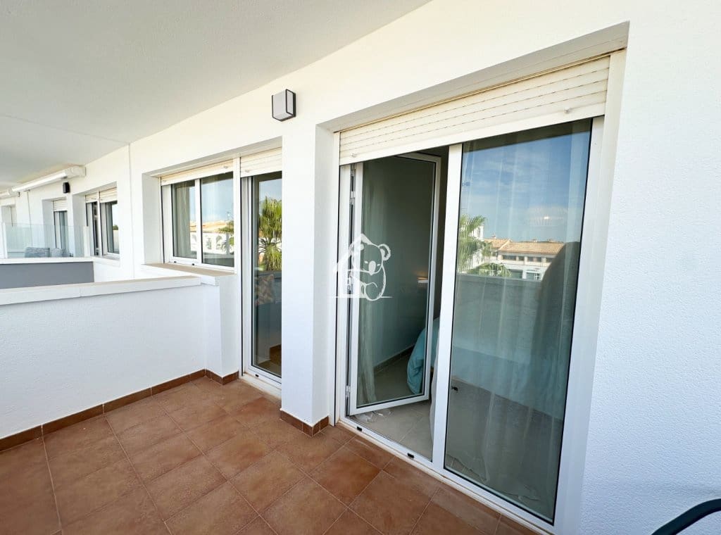 2 sovrum Takvåning att hyra i Orihuela Costa med pool - 1 300 € (Ref: 10165921)