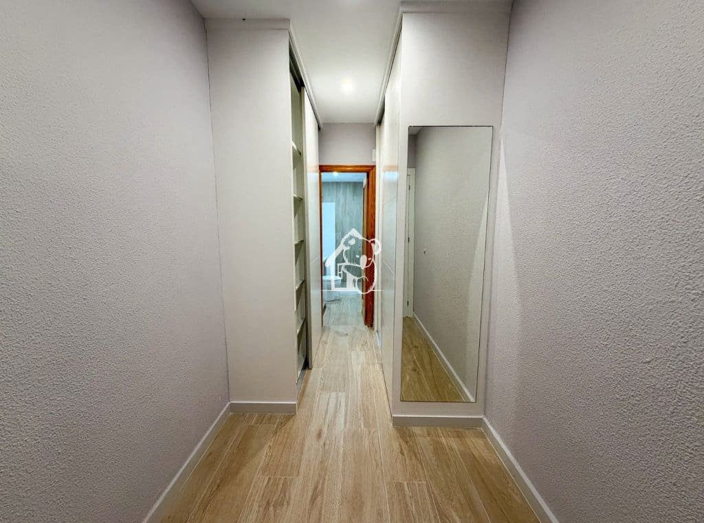 1 slaapkamer Appartement te huur in Torrevieja - € 700 (Ref: 10165923)