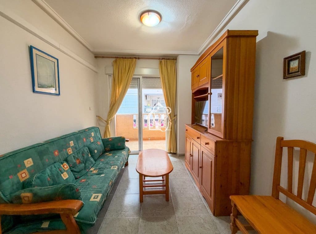 2 sovrum Strandlägenhet till salu i Torrevieja med pool garage - 140 000 € (Ref: 10165924)