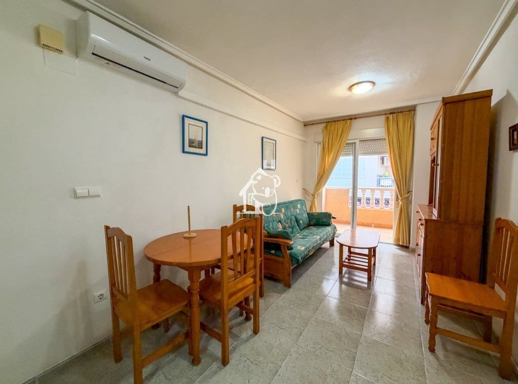 2 sovrum Strandlägenhet till salu i Torrevieja med pool garage - 140 000 € (Ref: 10165924)