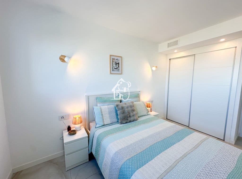 2 Zimmer Apartment zu vermieten in Orihuela Costa mit Pool Garage - 1.800 € (Ref: 10167989)