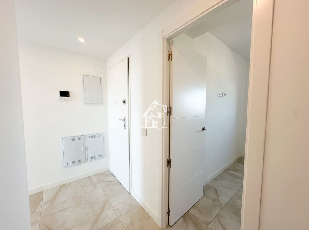 2 Zimmer Apartment zu vermieten in Orihuela Costa mit Pool Garage - 1.800 € (Ref: 10167989)