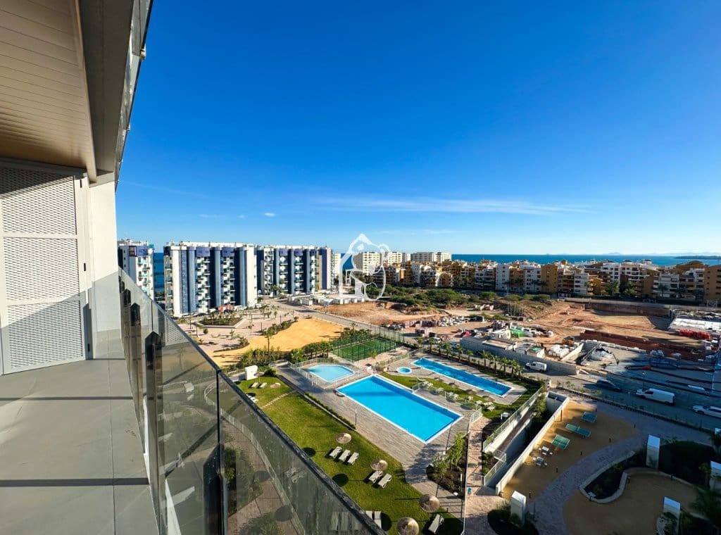 2 Zimmer Apartment zu vermieten in Orihuela Costa mit Pool Garage - 1.800 € (Ref: 10167989)