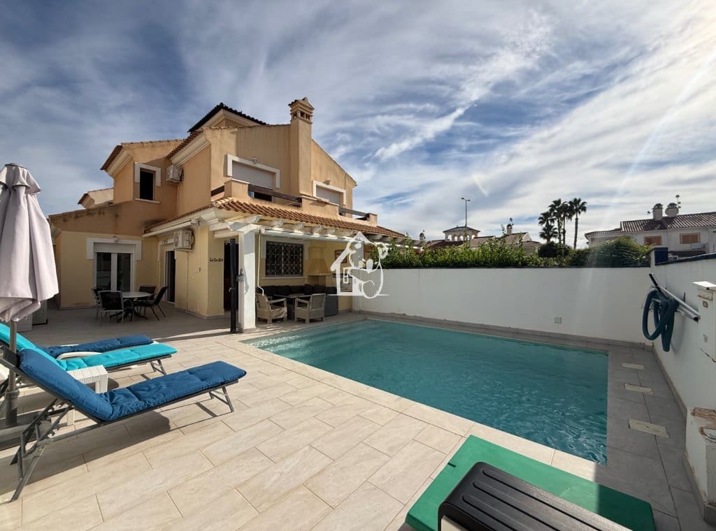 3 camera da letto Casa da affittare in Pilar de la Horadada con piscina - 1.550 € (Rif: 10173041)