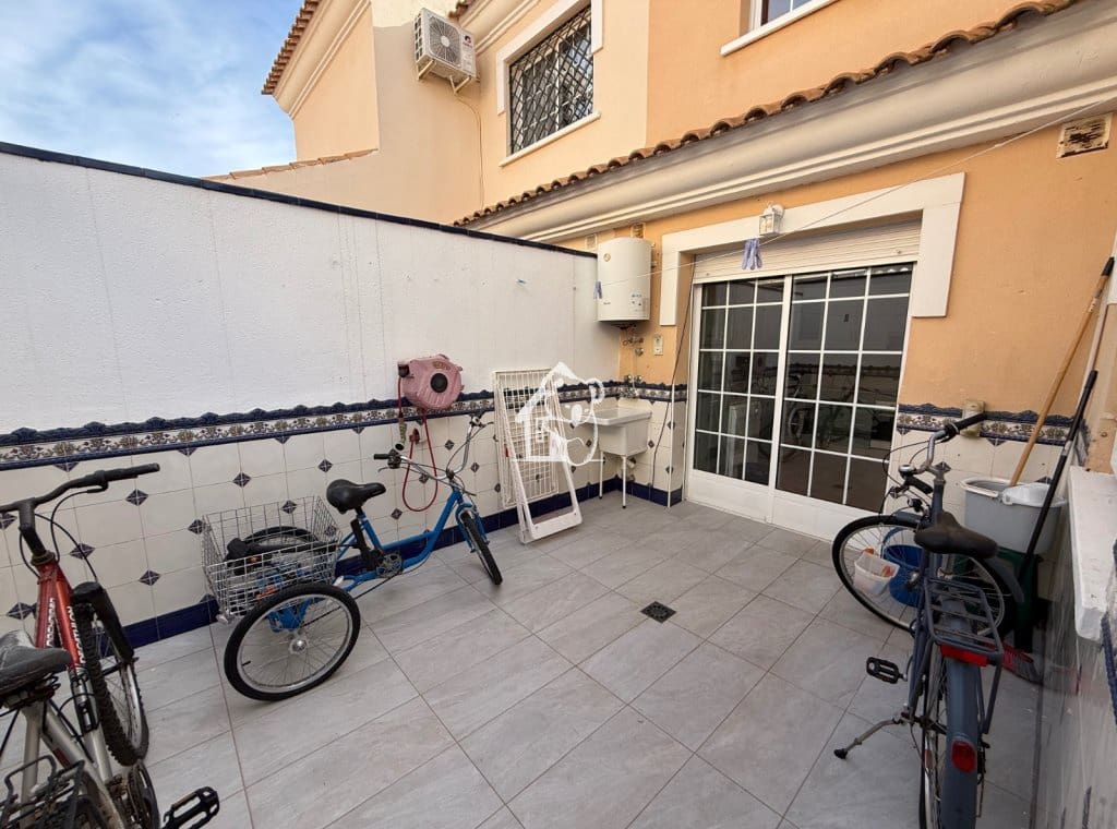 3 camera da letto Casa da affittare in Pilar de la Horadada con piscina - 1.550 € (Rif: 10173041)