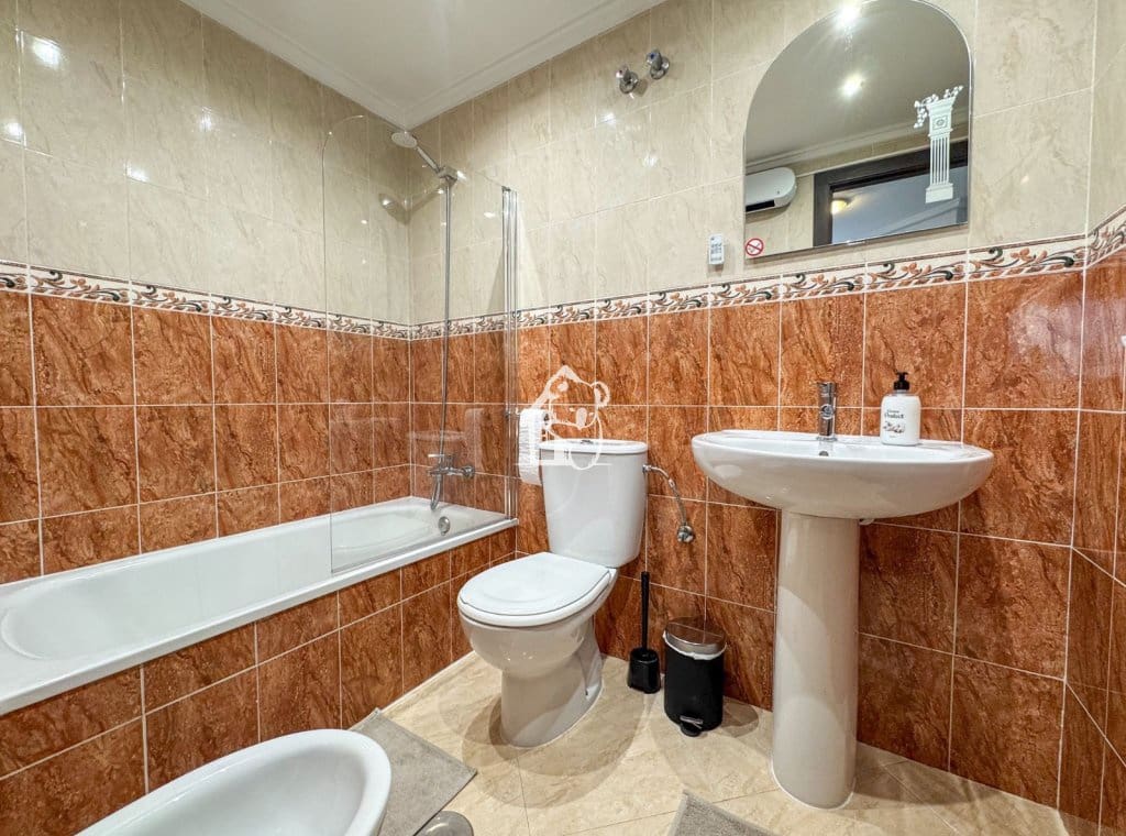 3 slaapkamer Appartement te huur in Torrevieja met zwembad - € 1.000 (Ref: 10173044)