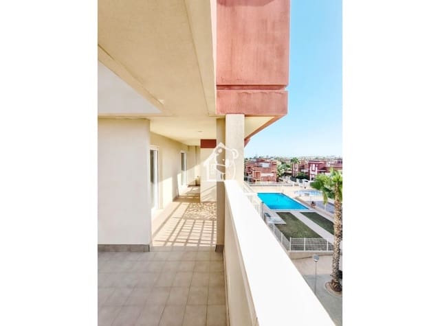 3 soveværelse Penthouse til salg i Villamartin, Orihuela med swimmingpool - € 279.900 (Ref: 10176157)