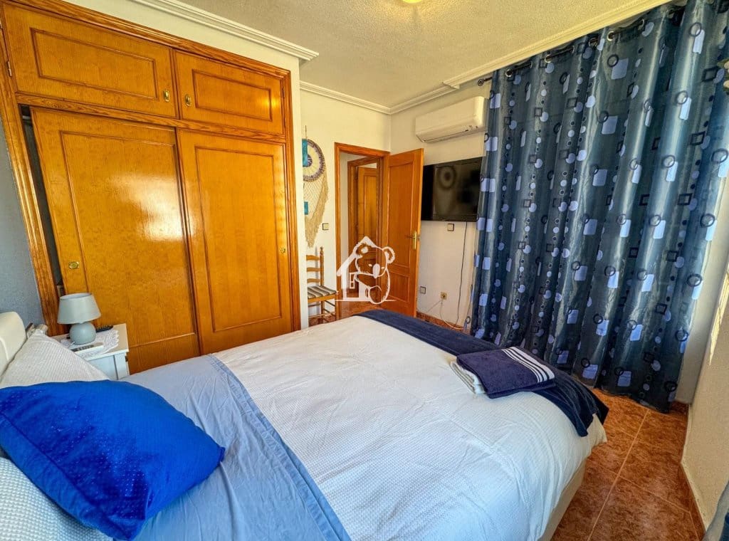 3 soveværelse Byhus til leje i Orihuela Costa med swimmingpool garage - € 1.300 (Ref: 10176158)