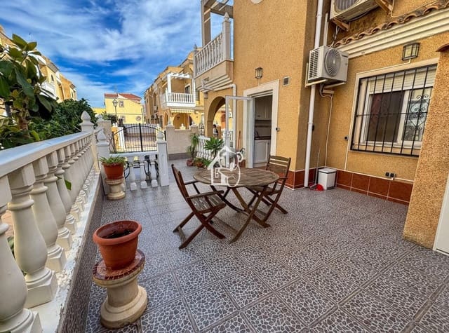 3 soveværelse Byhus til leje i La Regia, Orihuela med swimmingpool garage - € 1.300 (Ref: 10176158)