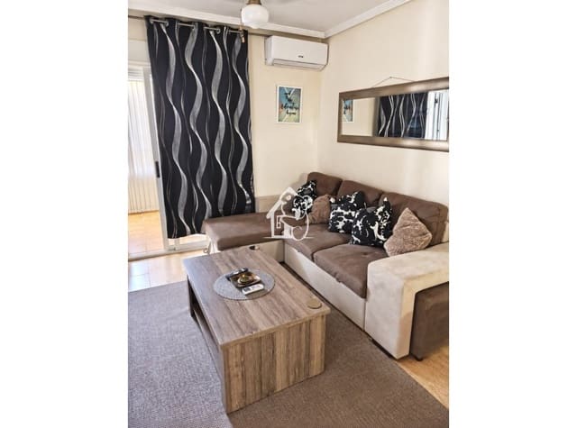 2 soveværelse Lejlighed til leje i Playa Flamenca, Orihuela med swimmingpool - € 900 (Ref: 10176159)