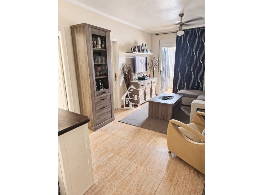 2 soveværelse Lejlighed til leje i Playa Flamenca med swimmingpool - € 900 (Ref: 10176159)