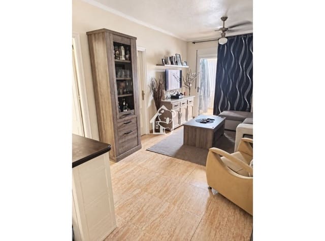 2 soveværelse Lejlighed til leje i Playa Flamenca, Orihuela med swimmingpool - € 900 (Ref: 10176159)