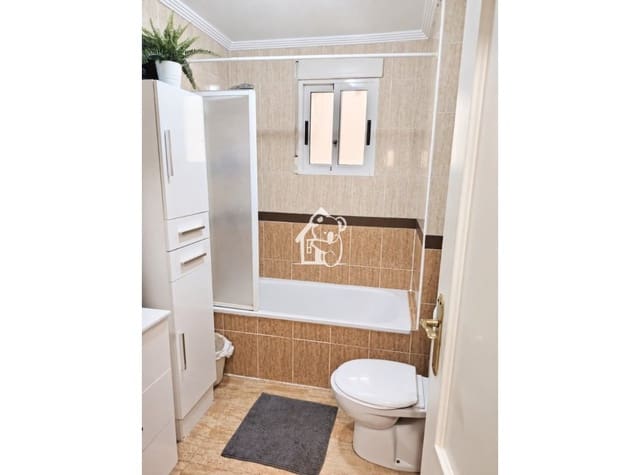 2 soveværelse Lejlighed til leje i Playa Flamenca, Orihuela med swimmingpool - € 900 (Ref: 10176159)
