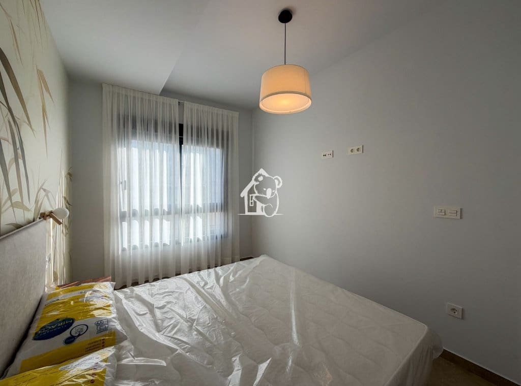 1 makuuhuone Huoneisto vuokrattavana paikassa Torrevieja mukana uima-altaan - 800 € (Ref: 10176160)