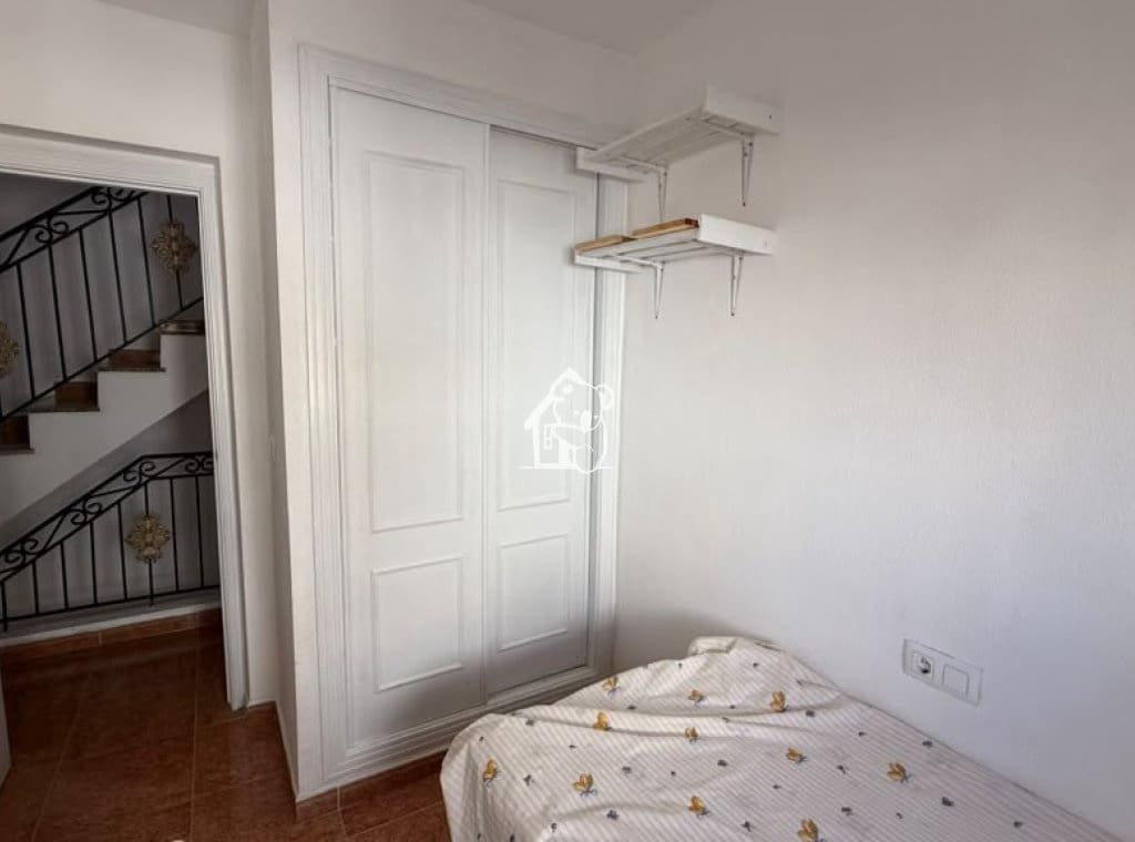 3 slaapkamer Huis te huur in Orihuela met zwembad garage - € 1.200 (Ref: 10179704)