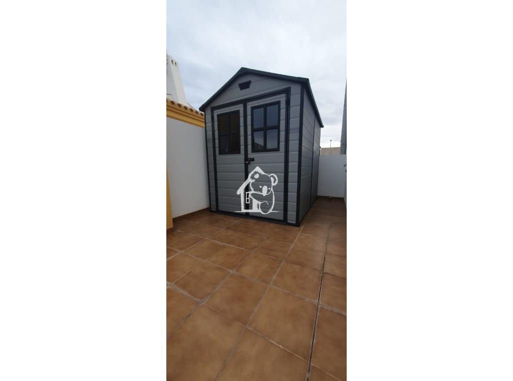3 soveværelse Villa til leje i Torre de la Horadada med swimmingpool garage - € 1.300 (Ref: 10182320)