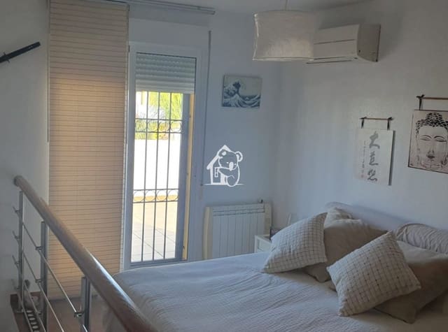 3 soveværelse Villa til leje i Torre de la Horadada, Pilar de la Horadada med swimmingpool garage - € 1.300 (Ref: 10182320)