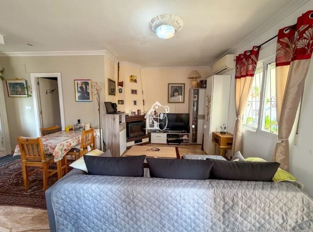 2 soveværelse Byhus til salg i San Miguel de Salinas - € 225.000 (Ref: 10182322)