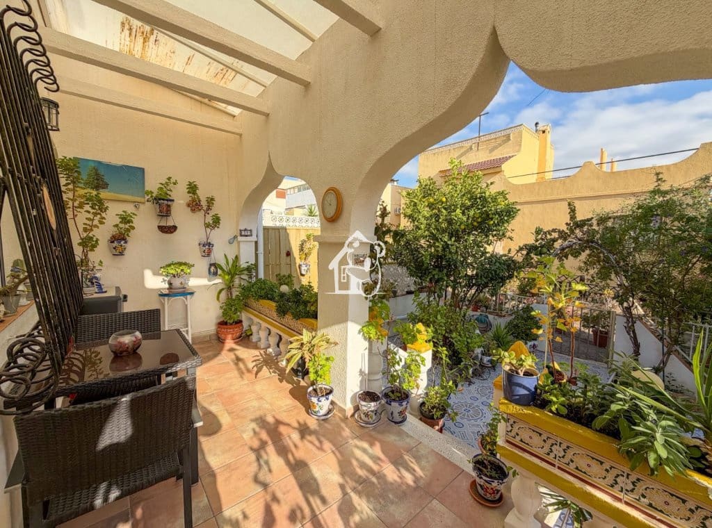 2 soveværelse Byhus til salg i San Miguel de Salinas - € 225.000 (Ref: 10182322)