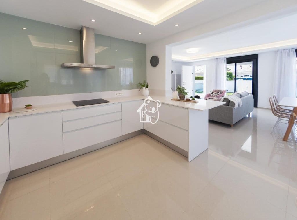 Villa/Maison de 4 chambres à louer à Benijofar avec piscine - 3 000 € (Ref: 10184059)
