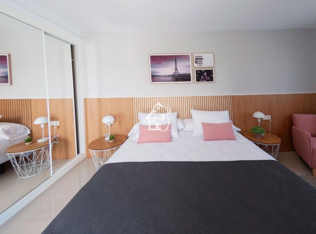 Villa/Maison de 4 chambres à louer à Benijofar avec piscine - 3 000 € (Ref: 10184059)