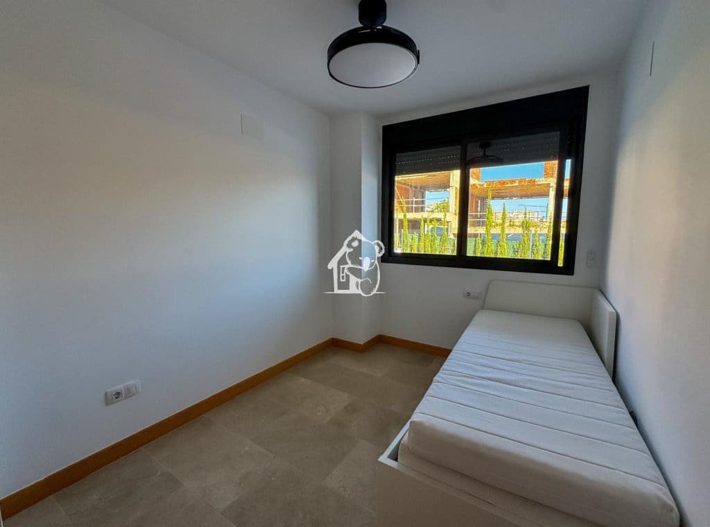 2 quarto Apartamento para arrendar em Orihuela Costa com piscina garagem - 1 100 € (Ref: 10184060)