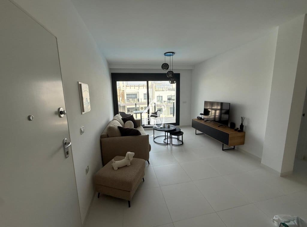 2 soverom Penthouse til leie i San Miguel de Salinas med svømmebasseng - € 1 100 (Ref: 10184061)