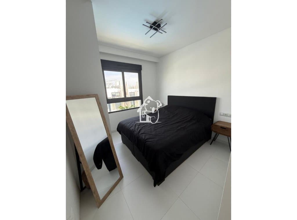 2 soverom Penthouse til leie i San Miguel de Salinas med svømmebasseng - € 1 100 (Ref: 10184061)