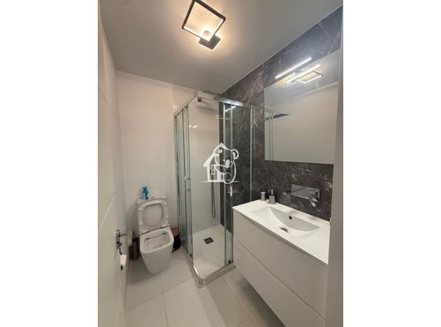 2 soverom Penthouse til leie i San Miguel de Salinas med svømmebasseng - € 1 100 (Ref: 10184061)