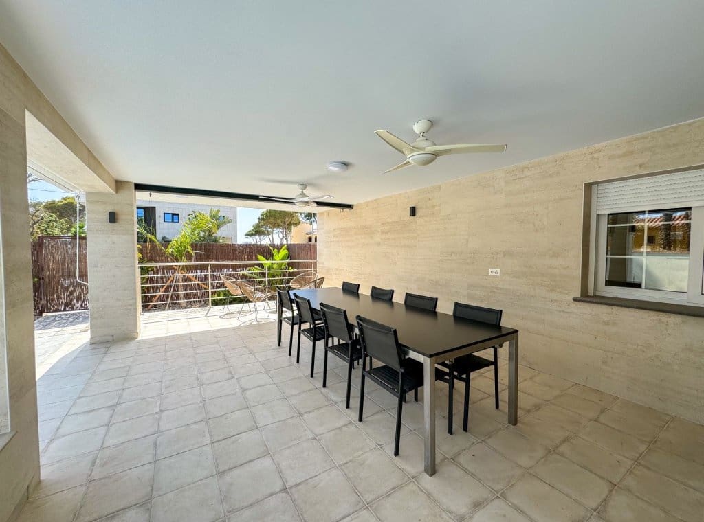 4 soveværelse Villa til leje i Cabo Roig med swimmingpool garage - € 3.500 (Ref: 8215732)