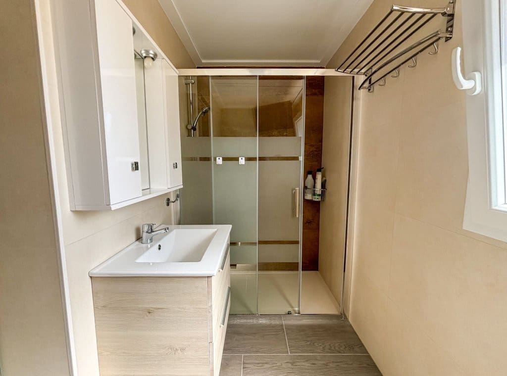 4 soveværelse Villa til leje i Cabo Roig med swimmingpool garage - € 3.500 (Ref: 8215732)