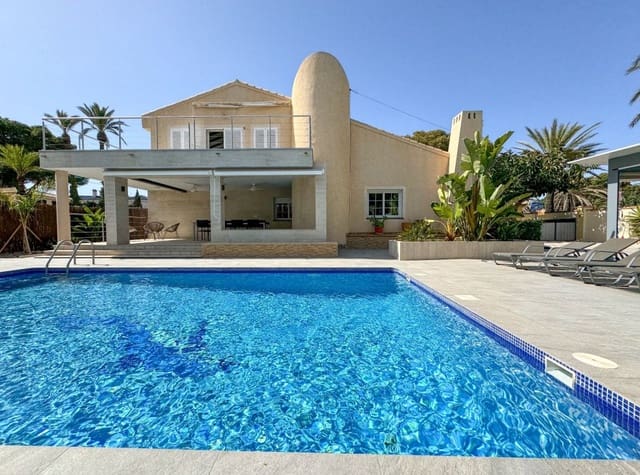 4 sovrum Villa att hyra i Cabo Roig, Orihuela med pool garage - 3 500 € (Ref: 8215732)