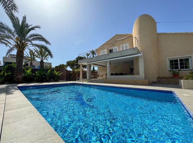 4 sovrum Villa att hyra i Cabo Roig, Orihuela med pool garage - 3 500 € (Ref: 8215732)
