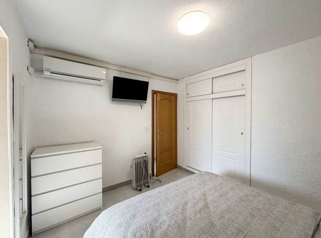 4 soveværelse Villa til leje i Cabo Roig med swimmingpool garage - € 3.500 (Ref: 8215732)