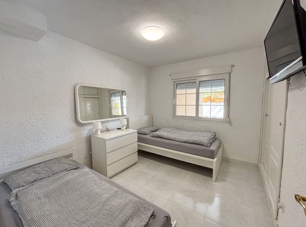 4 soveværelse Villa til leje i Cabo Roig med swimmingpool garage - € 3.500 (Ref: 8215732)