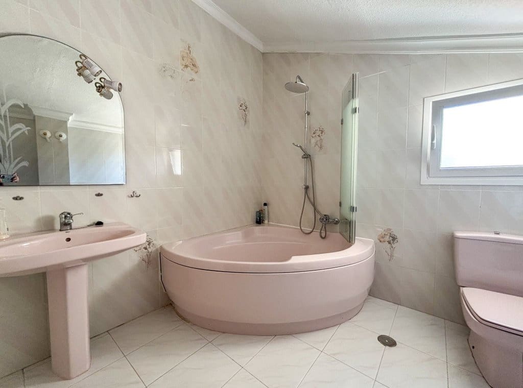 4 soveværelse Villa til leje i Cabo Roig med swimmingpool garage - € 3.500 (Ref: 8215732)