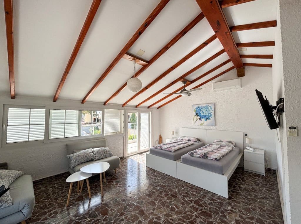 4 soveværelse Villa til leje i Cabo Roig med swimmingpool garage - € 3.500 (Ref: 8215732)