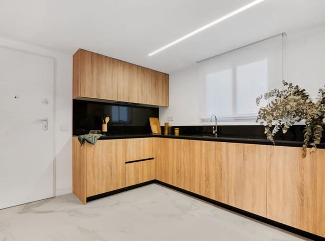 2 soverom Leilighet til salgs i Punta Prima, Torrevieja med svømmebasseng - € 574 000 (Ref: 8310445)