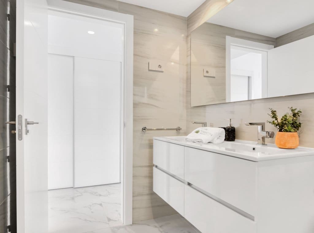 2 soverom Leilighet til salgs i Torrevieja med svømmebasseng - € 574 000 (Ref: 8310445)