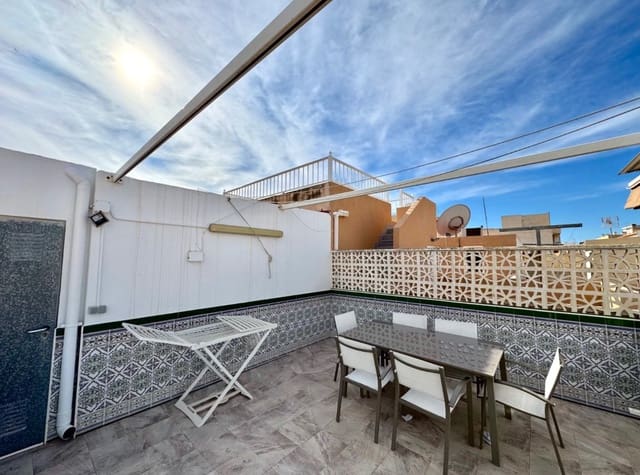 3 makuuhuone Huoneisto vuokrattavana paikassa Gaspar Perelló, Torrevieja - 900 € (Ref: 8344592)